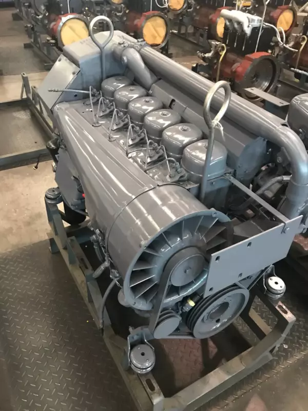 Двигатель DEUTZ BF6L913C купить в Москве Двигатель DEUTZ BF6L913C купить в Москве